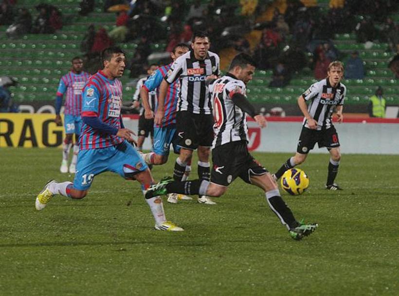 Tot a segno contro il Catania nel campionato 2011-2012. Ansa